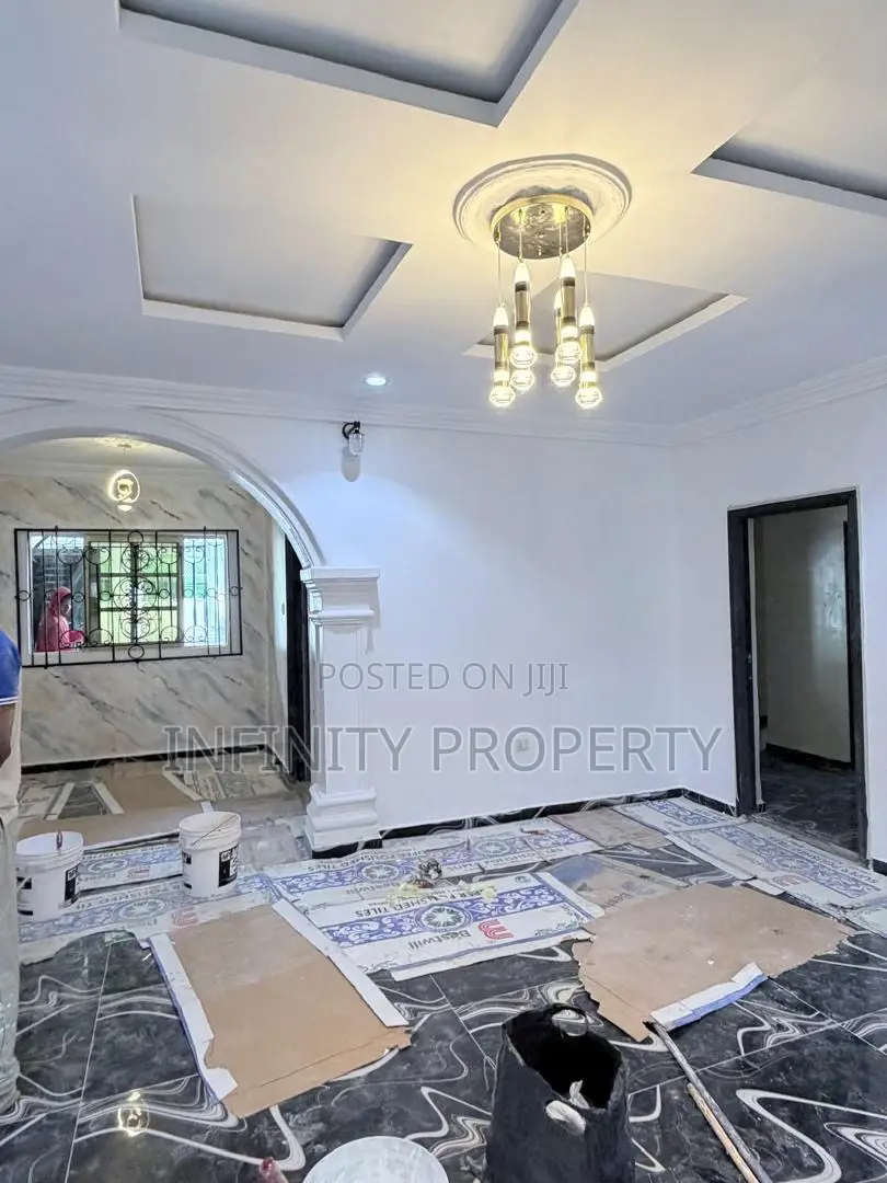 3bdrm Block of Flats in Ugbor, Benin City for rent in Benin City