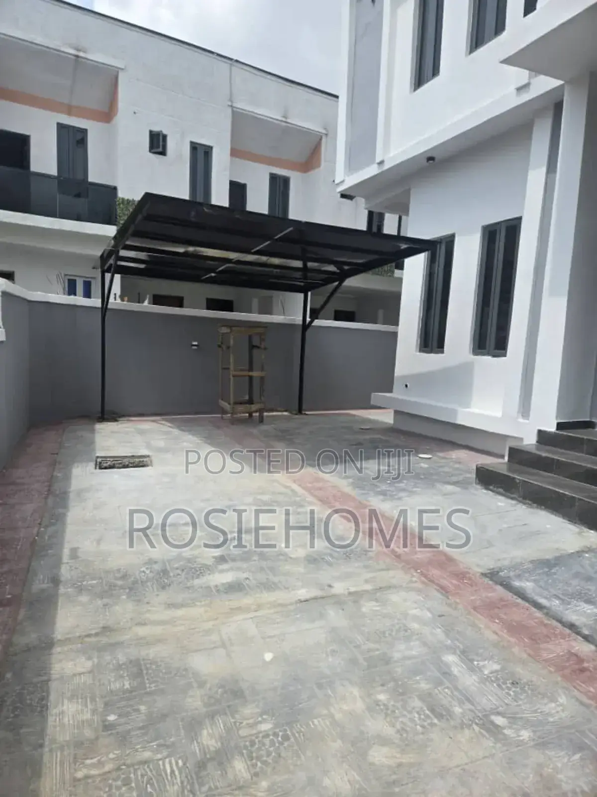 4bdrm Duplex in Garden Estate for sale in Lekki Gardens Estate
