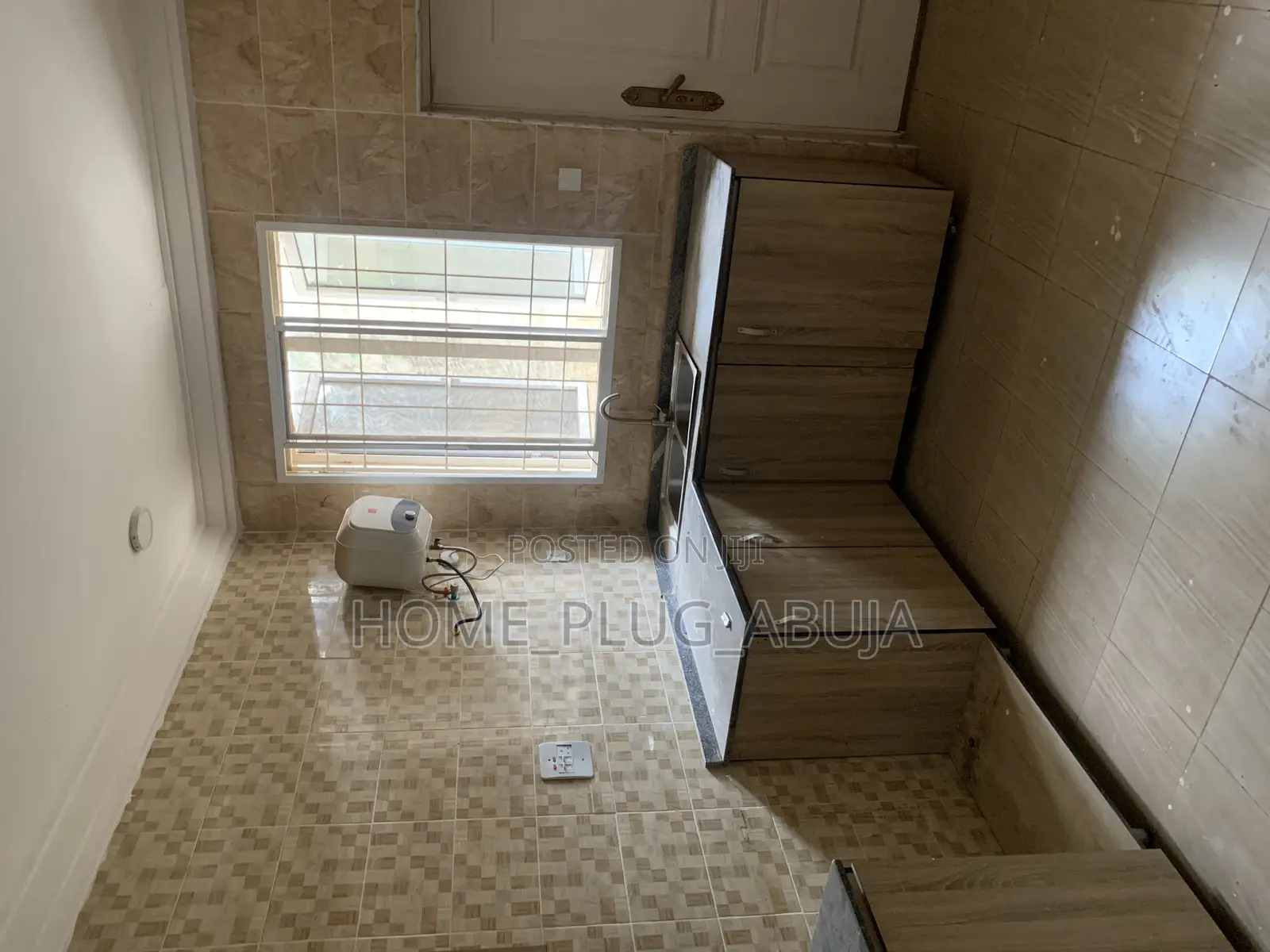 3bdrm Block of Flats in Dantata Estate, Gwarinpa for rent in Gwarinpa
