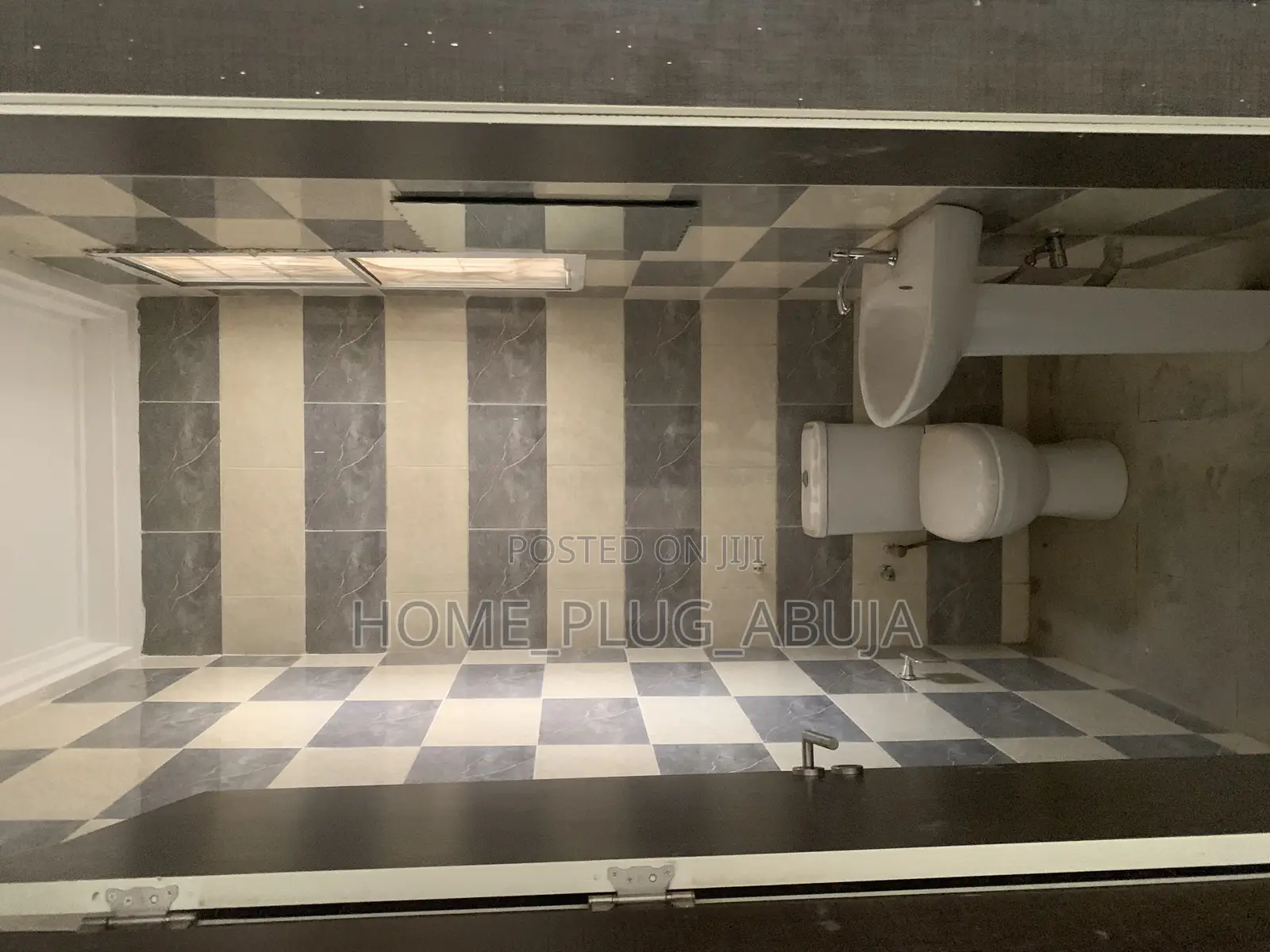 3bdrm Block of Flats in Dantata Estate, Gwarinpa for rent in Gwarinpa