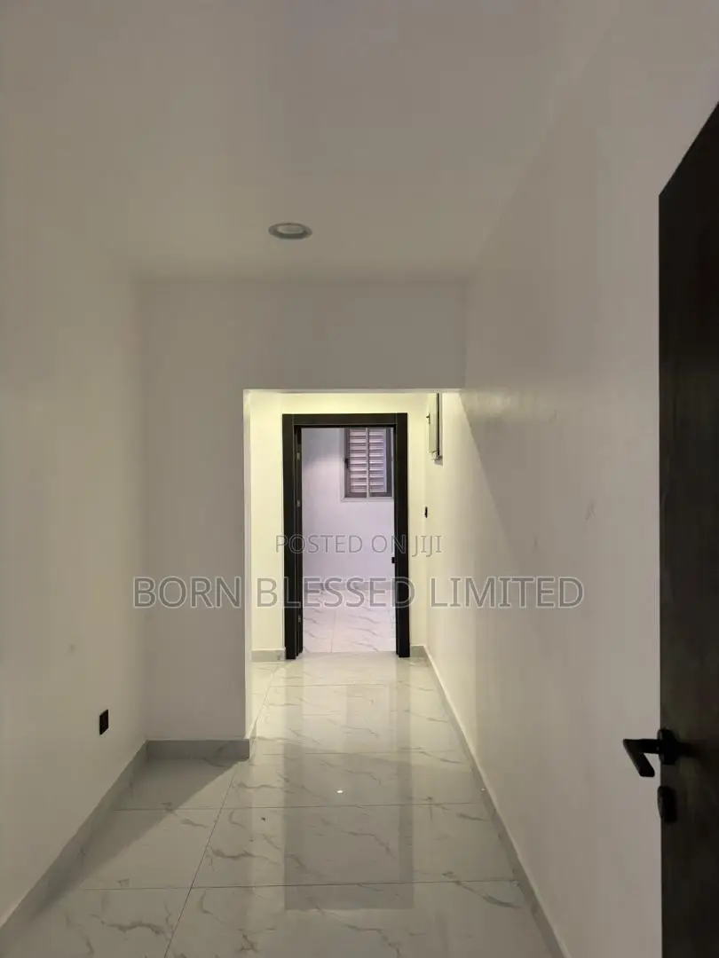 3bdrm Block of Flats in Ikoyi, Awolowo Road for rent in Awolowo Road