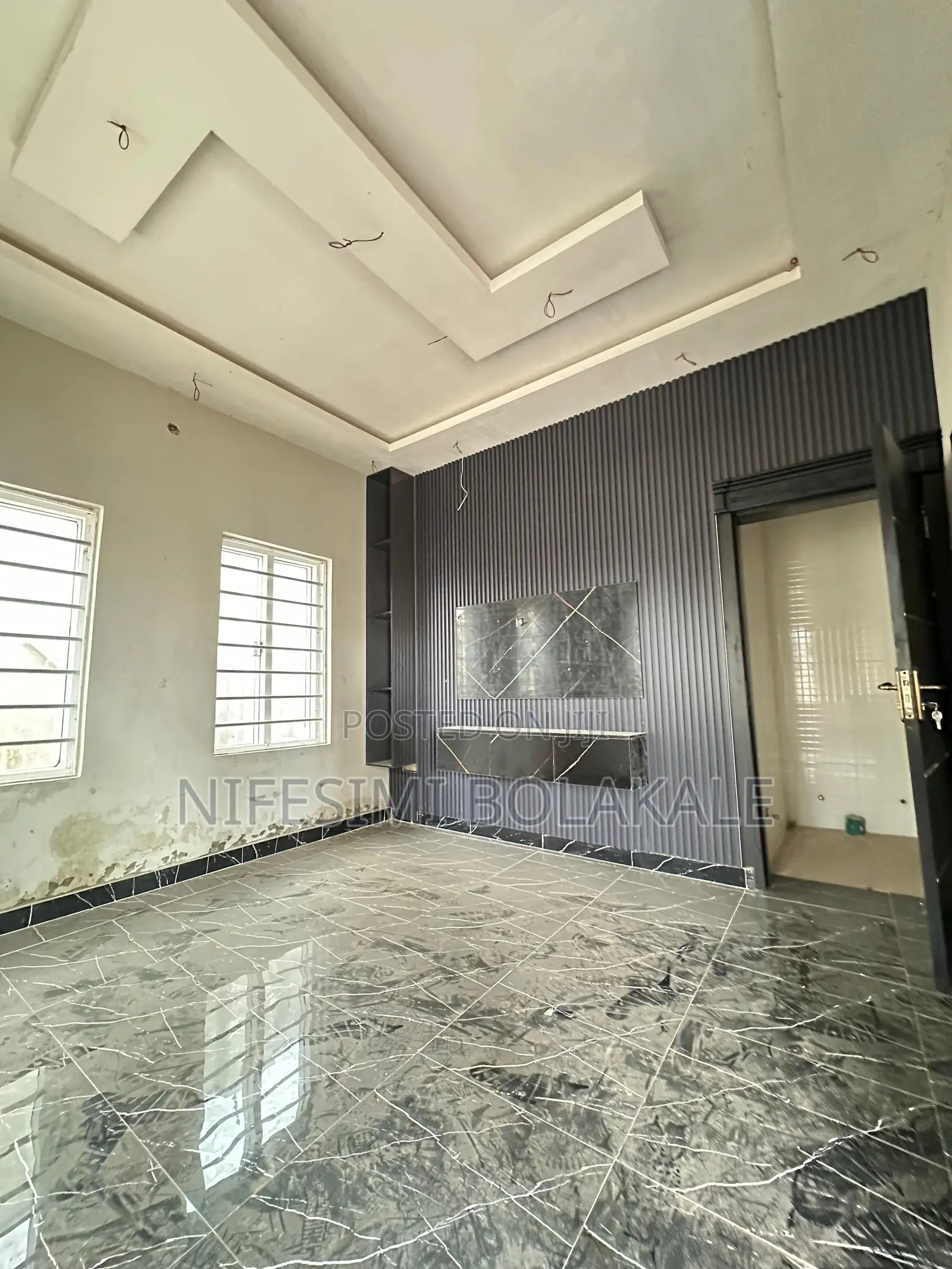 4bdrm Bungalow in First Powerline for sale in Ologuneru