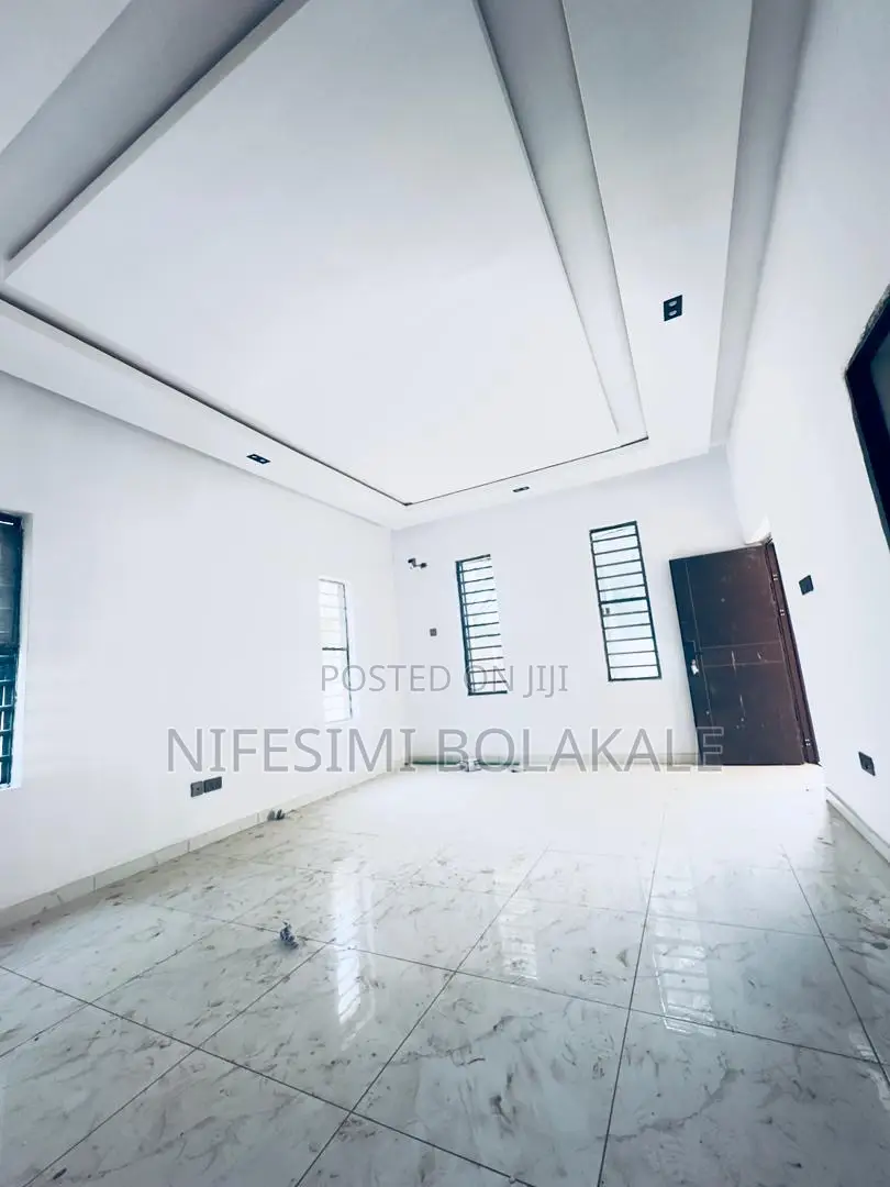 3bdrm Bungalow in Ile-Tuntun Estate, for sale in Jericho
