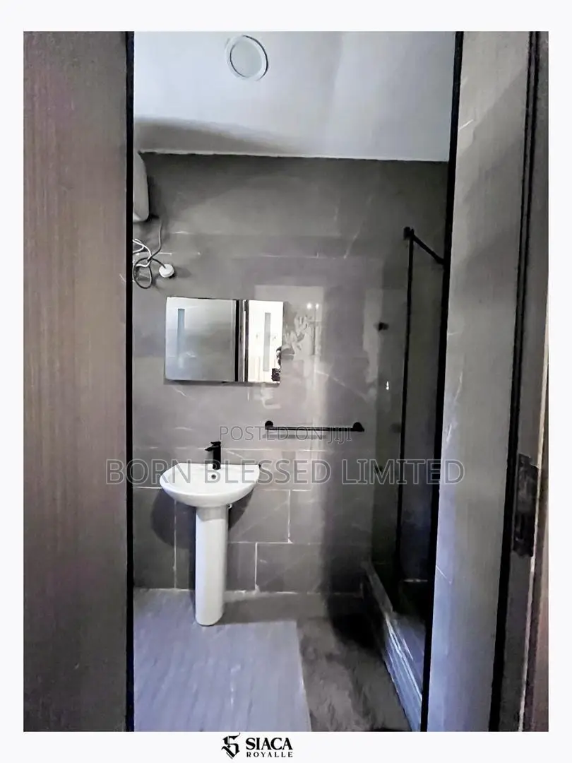 2bdrm Block of Flats in Costal Road, Ikate for rent in Ikate