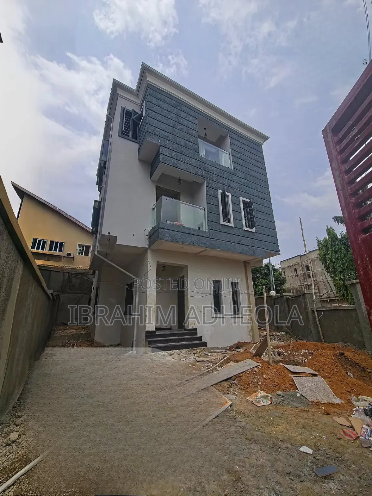 4bdrm Duplex in Allen for sale in Allen Avenue