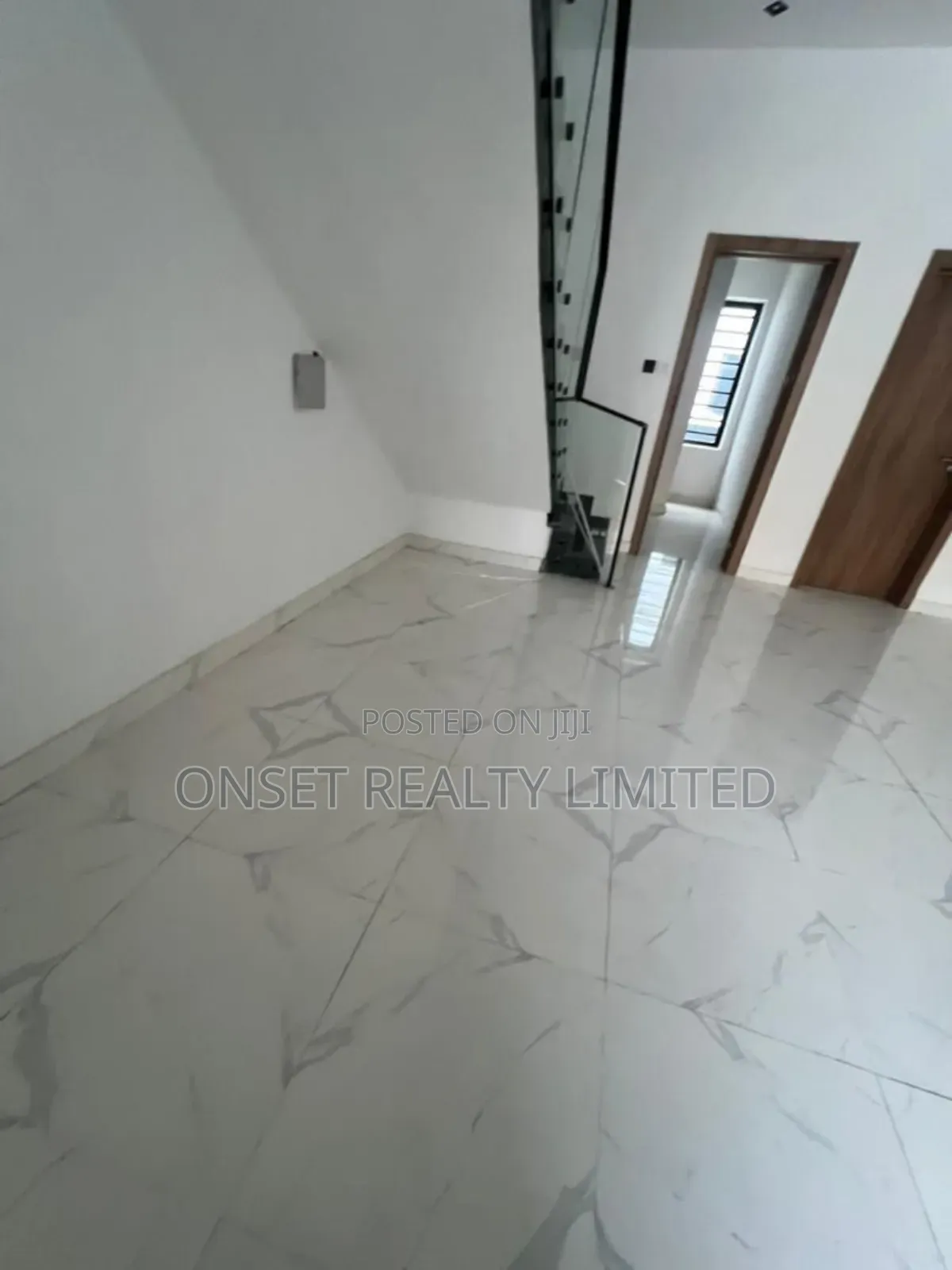 6bdrm Duplex in Vintage Park Estate, Ikate for sale in Ikate