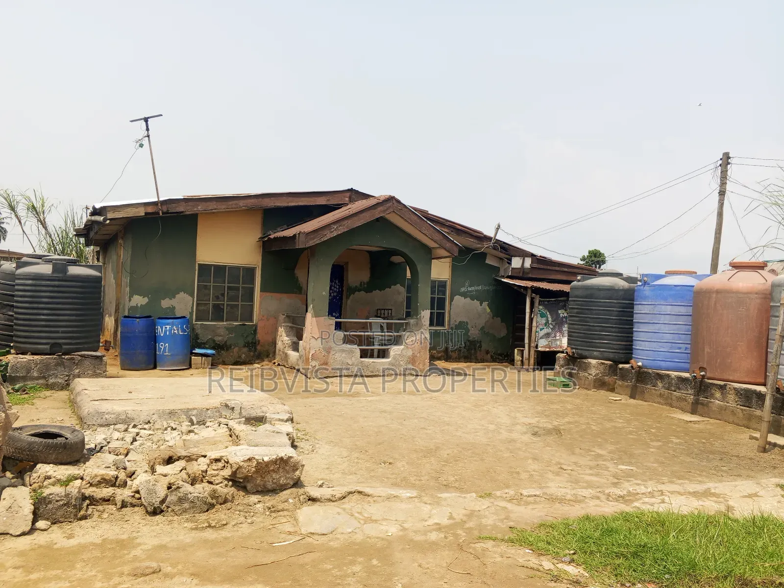 6bdrm House in Thomas, Kosofe / Kosofe for sale in Kosofe / Kosofe