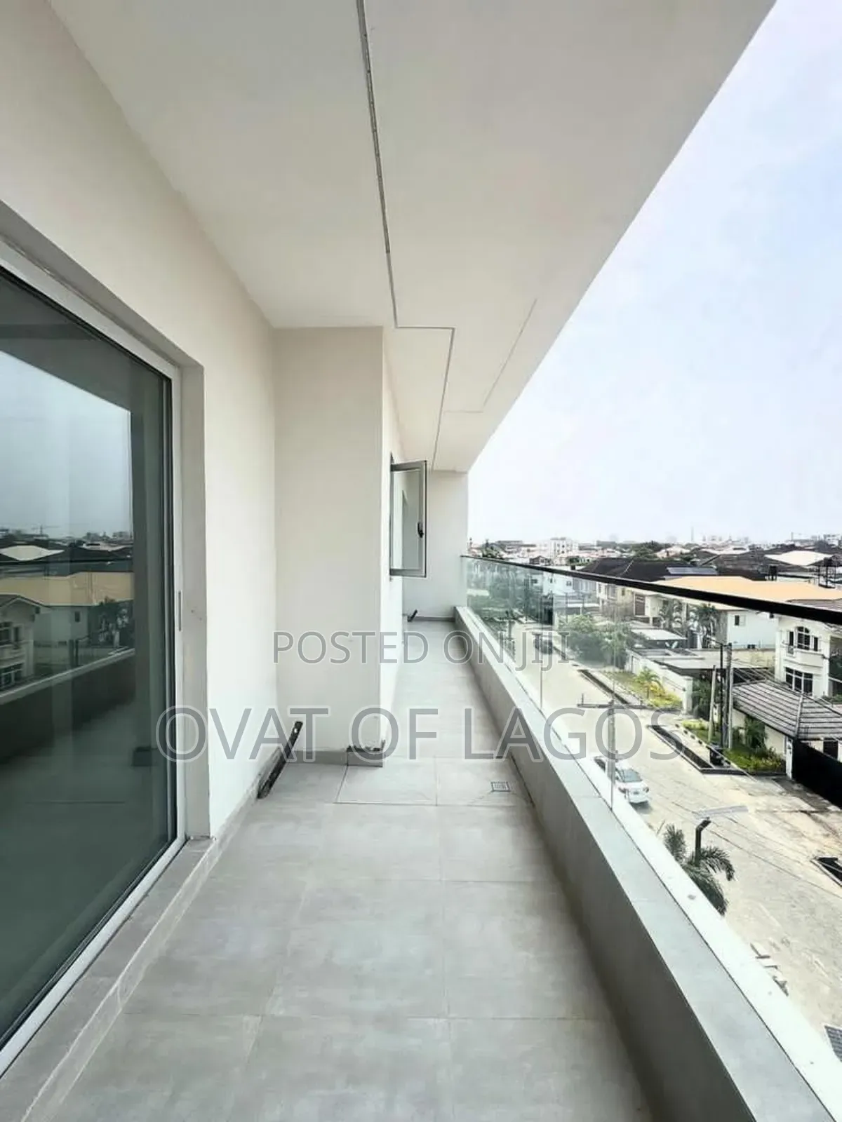 2bdrm Maisonette in Lekki Phase 1 for sale in Lekki Phase 1