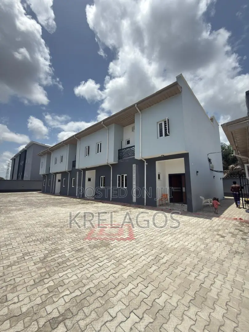 4bdrm Duplex in Abijo for sale in Abijo