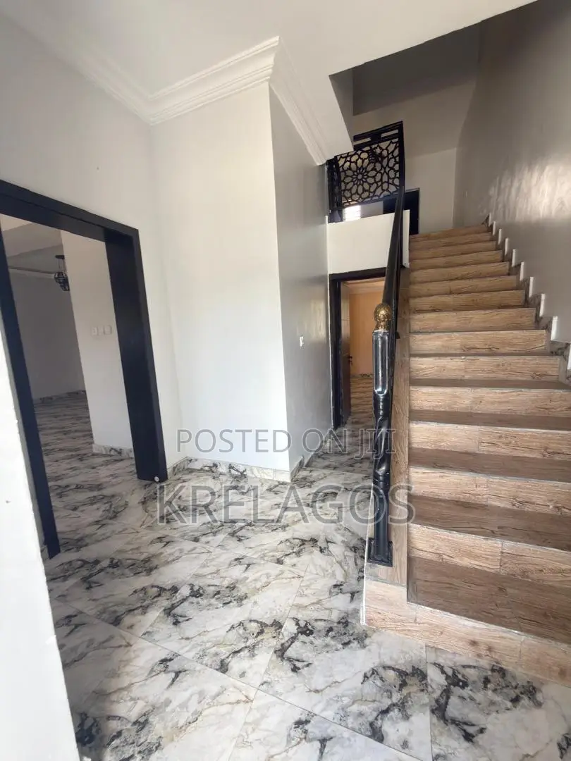 4bdrm Duplex in Abijo for sale in Abijo