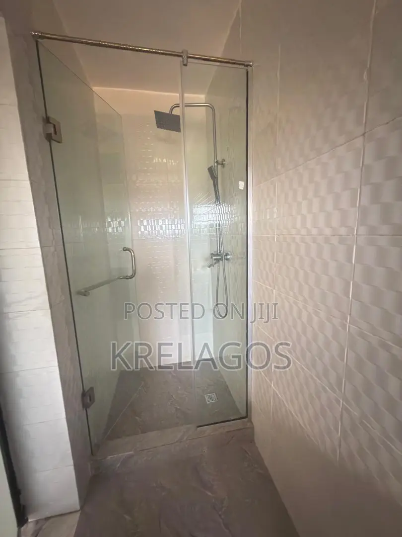 4bdrm Duplex in Abijo for sale in Abijo