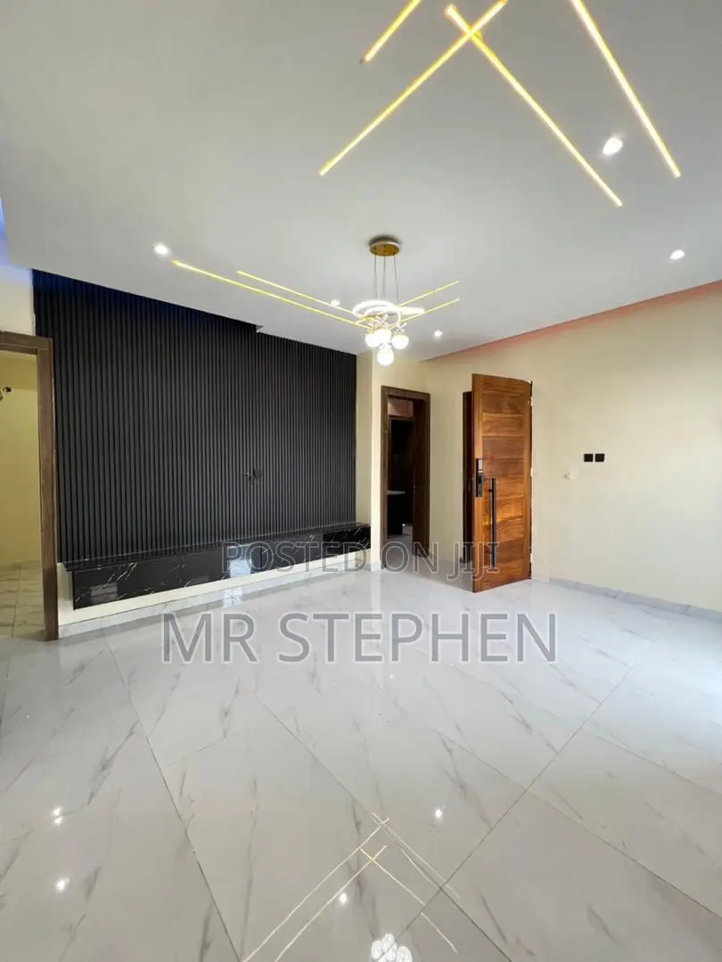 3bdrm Apartment in Lekki Phase 1 for sale in Lekki Phase 1