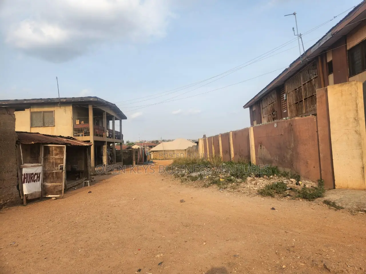 3bdrm House in Eyin Grammar, Molete for sale in Molete