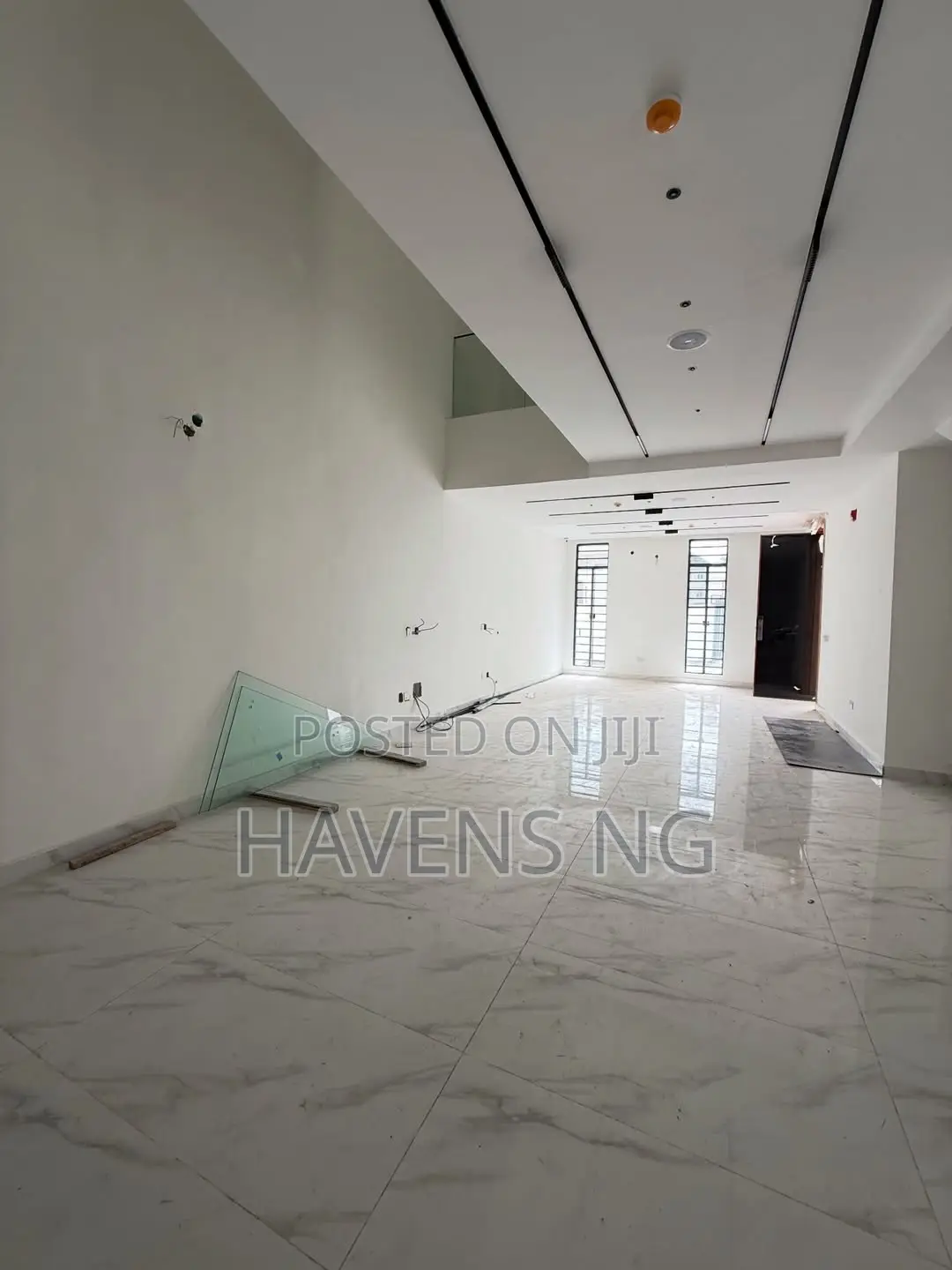 4bdrm Duplex in Ikota for sale in Ikota
