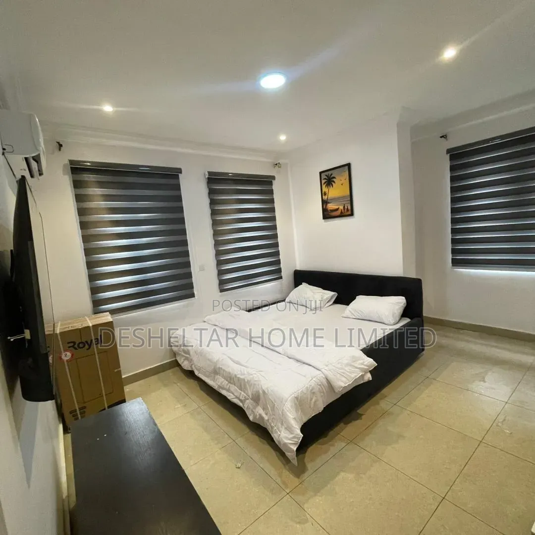 Furnished 3bdrm Apartment in Southern View Estate, Chevron for rent in Chevron