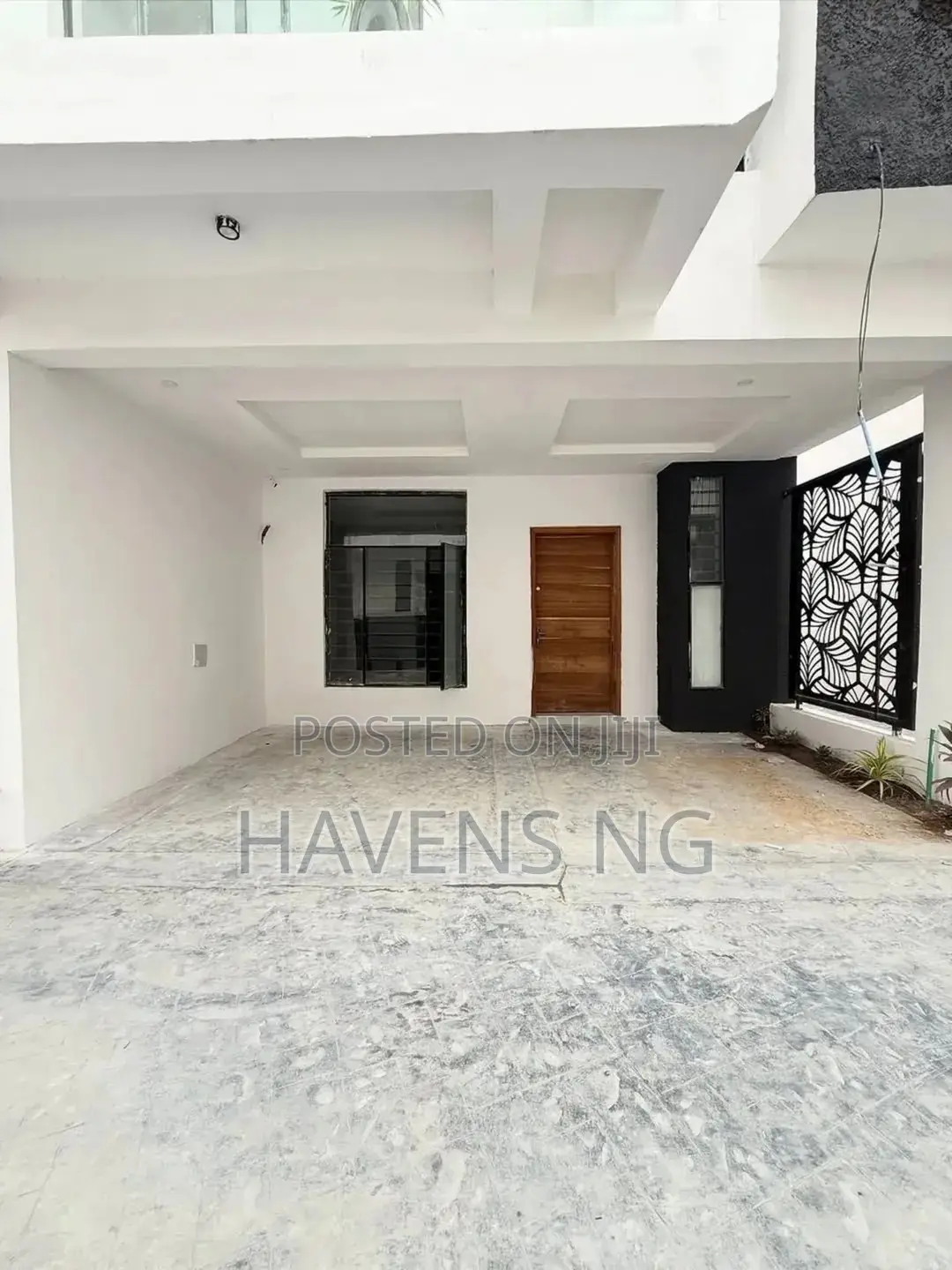 4bdrm Duplex in Ikota for sale in Ikota