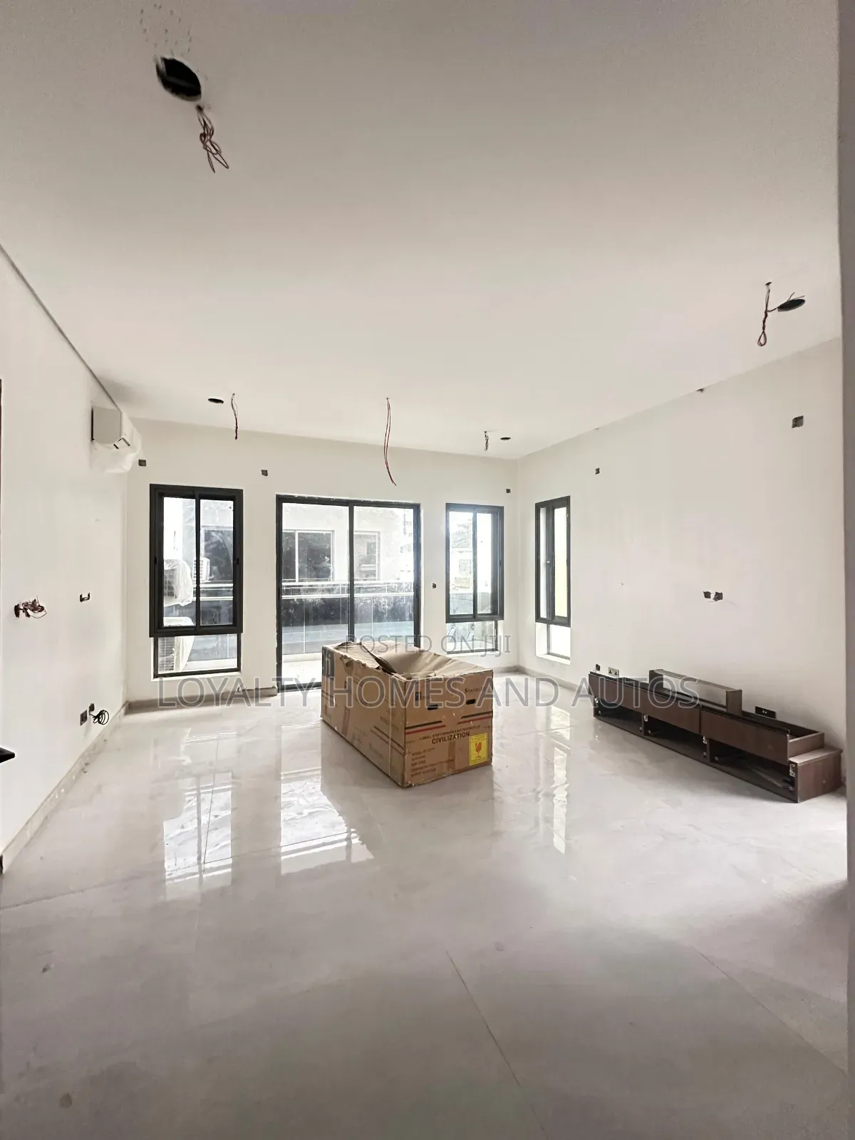 6bdrm Duplex in Bourdillon for sale in Bourdillon