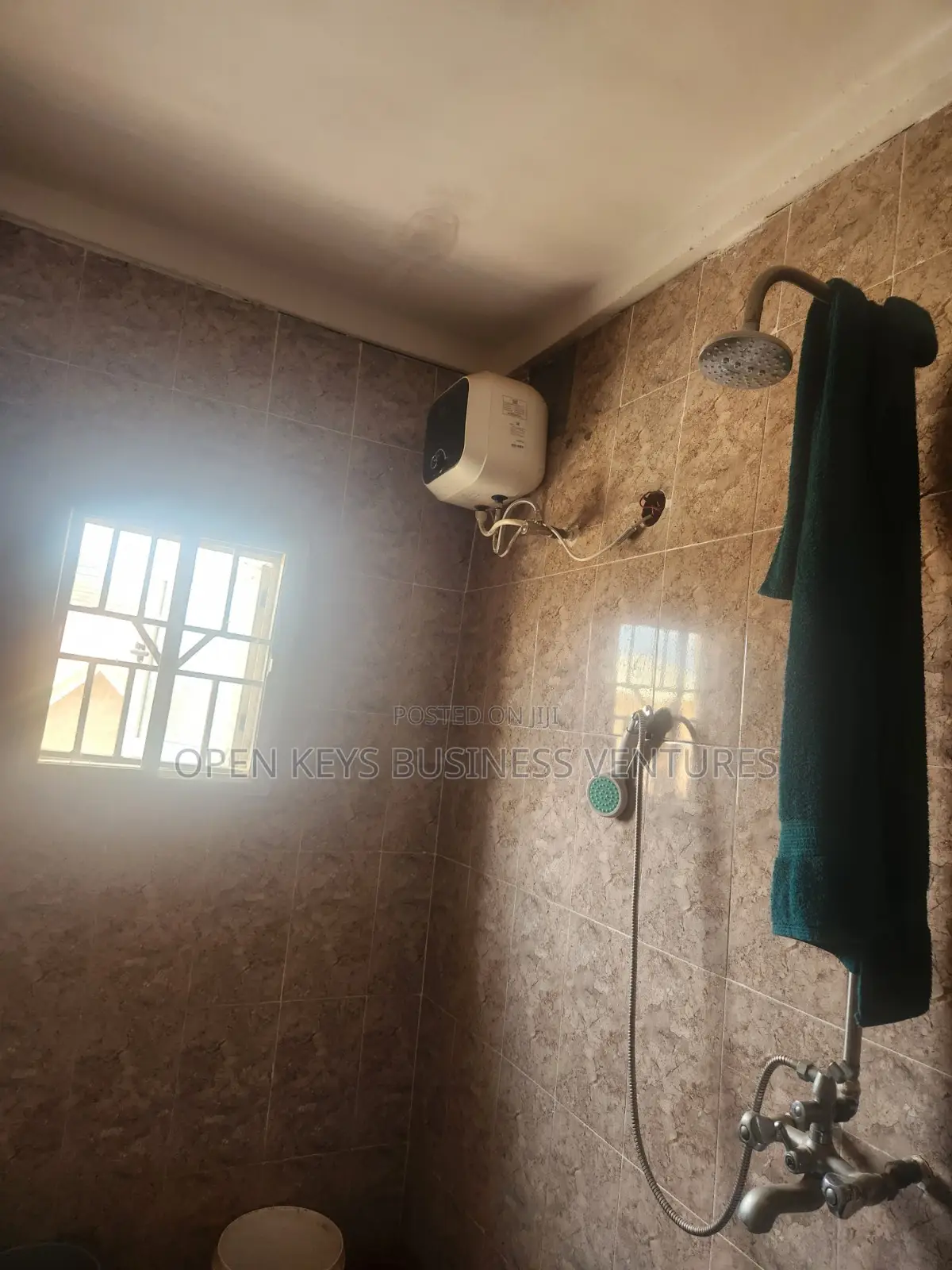 4bdrm House in Maberi, Akala Express for sale in Akala Express