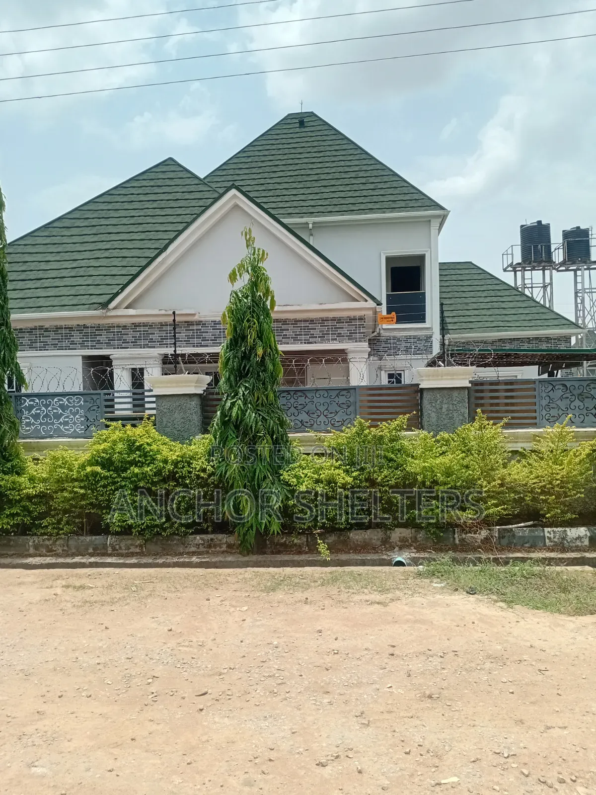 4bdrm Duplex in Leisure  Court, Sabon Lugbe for sale in Sabon Lugbe