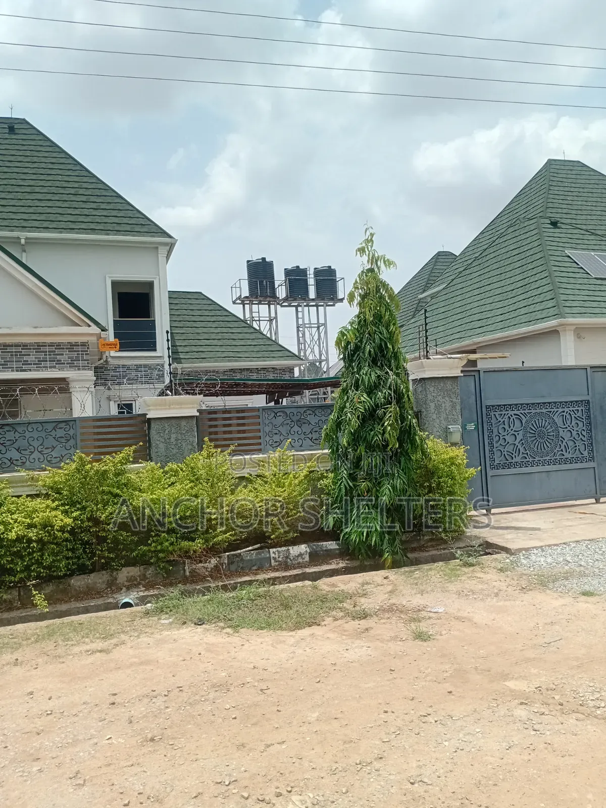 4bdrm Duplex in Leisure  Court, Sabon Lugbe for sale in Sabon Lugbe