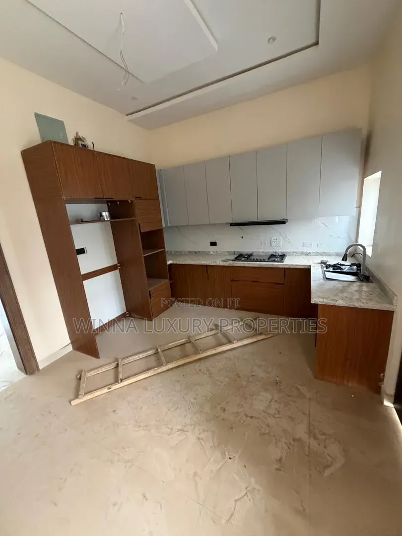 4bdrm Townhouse/Terrace in Lifecamp for sale in Life Camp