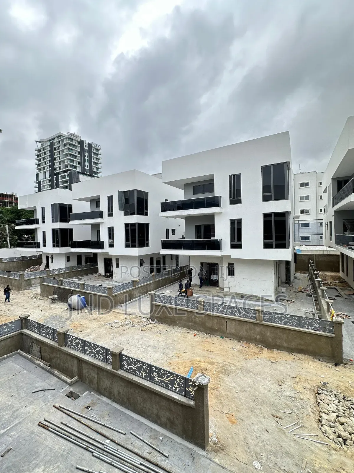6bdrm Duplex in Bourdillon for sale in Bourdillon