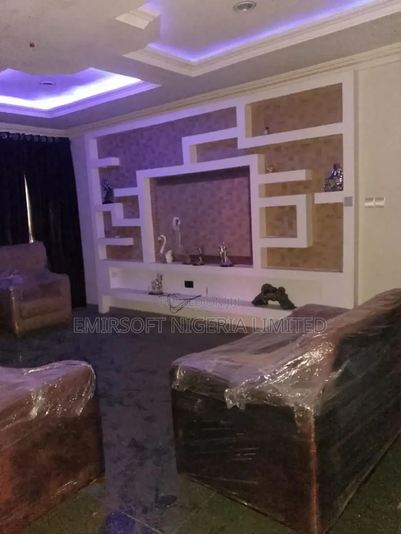 4bdrm Bungalow in Teslim Jimoh Street,, Jericho for sale in Jericho