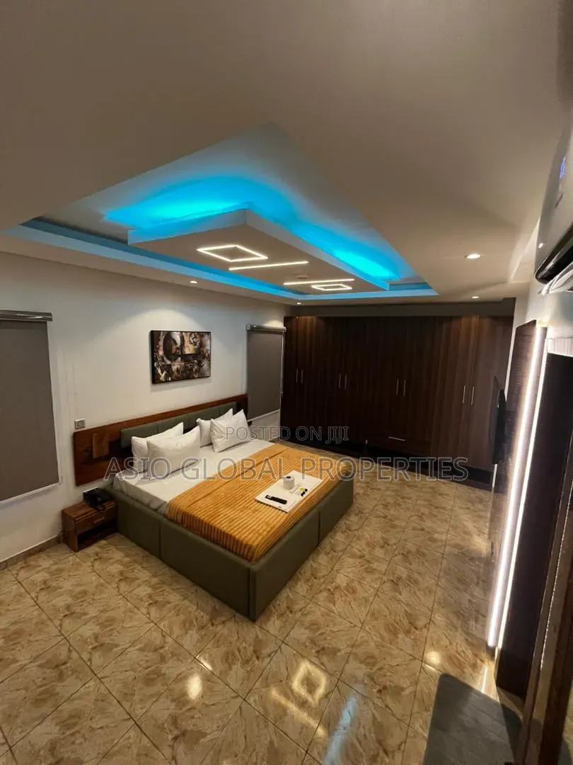 3-Bedroom Luxury Apartment With Pool Gym in Ikeja GRA
