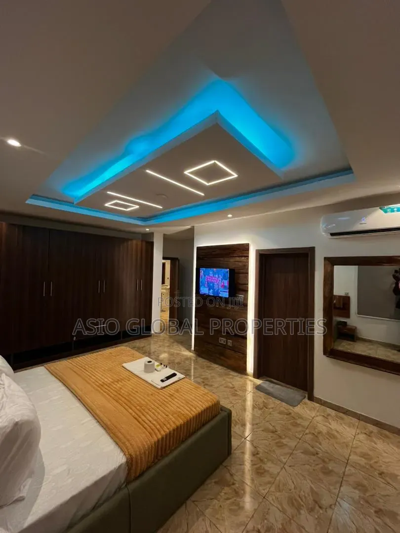 3-Bedroom Luxury Apartment With Pool Gym in Ikeja GRA