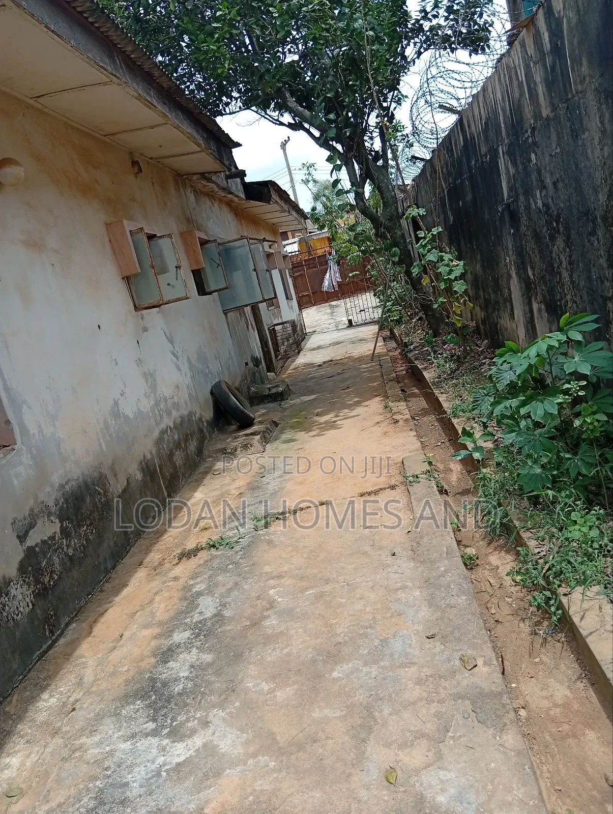 4bdrm Bungalow in Ayobo for sale in Ayobo