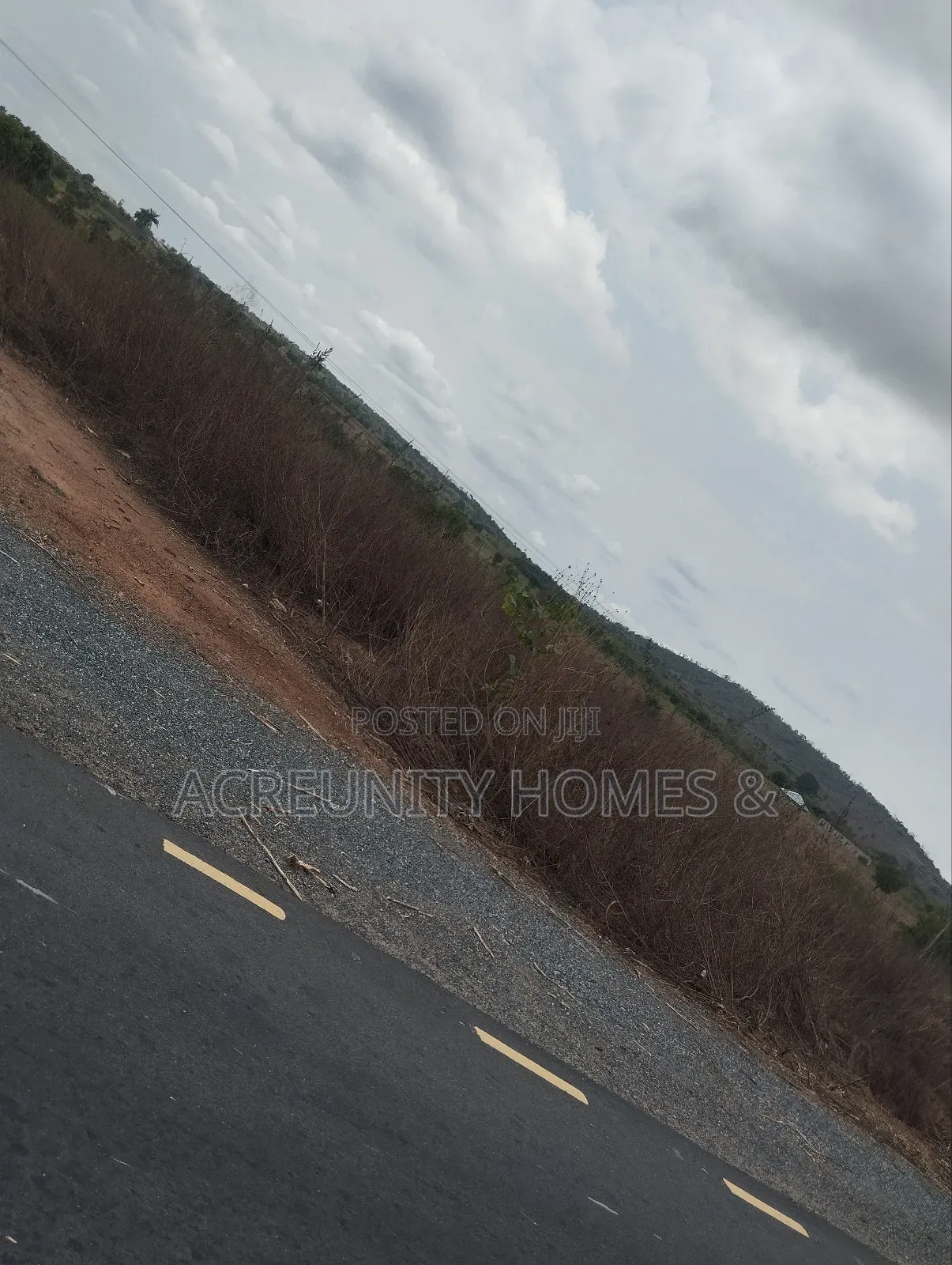 5 Acres of Commercial Land Available, Along Iseyin-Ogbomoso Express Wa in Iseyin