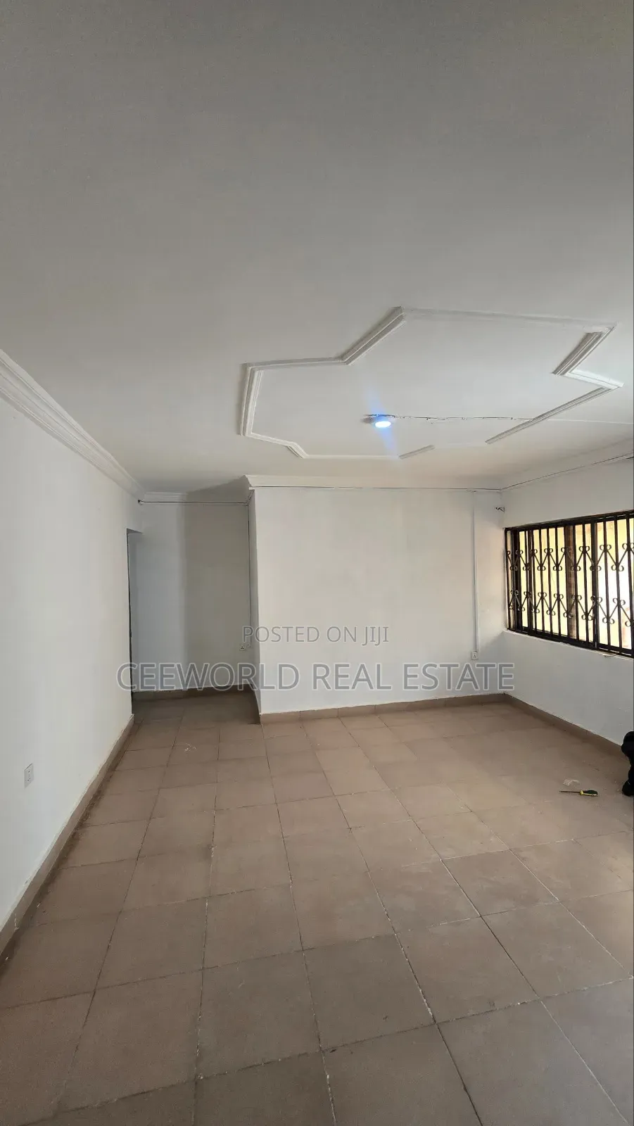 3bdrm Apartment in Oluwonla Bashorun, Basorun for rent in Basorun