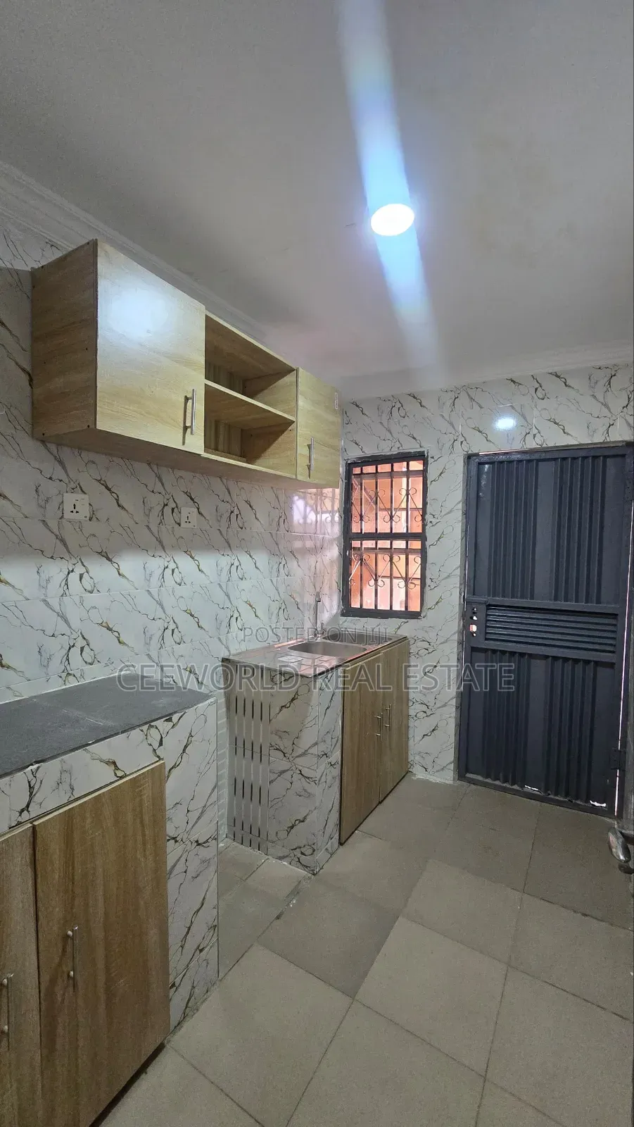 3bdrm Apartment in Oluwonla Bashorun, Basorun for rent in Basorun