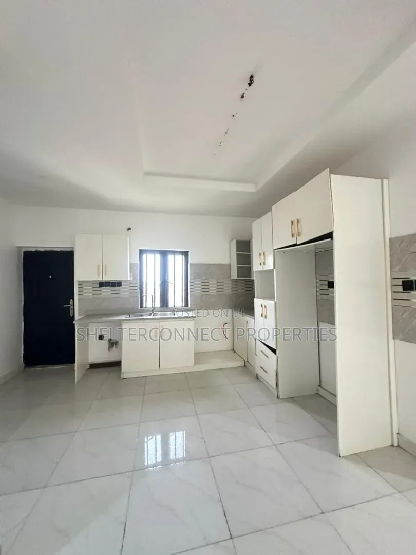 2bdrm Apartment in Ikate for sale in Ikate