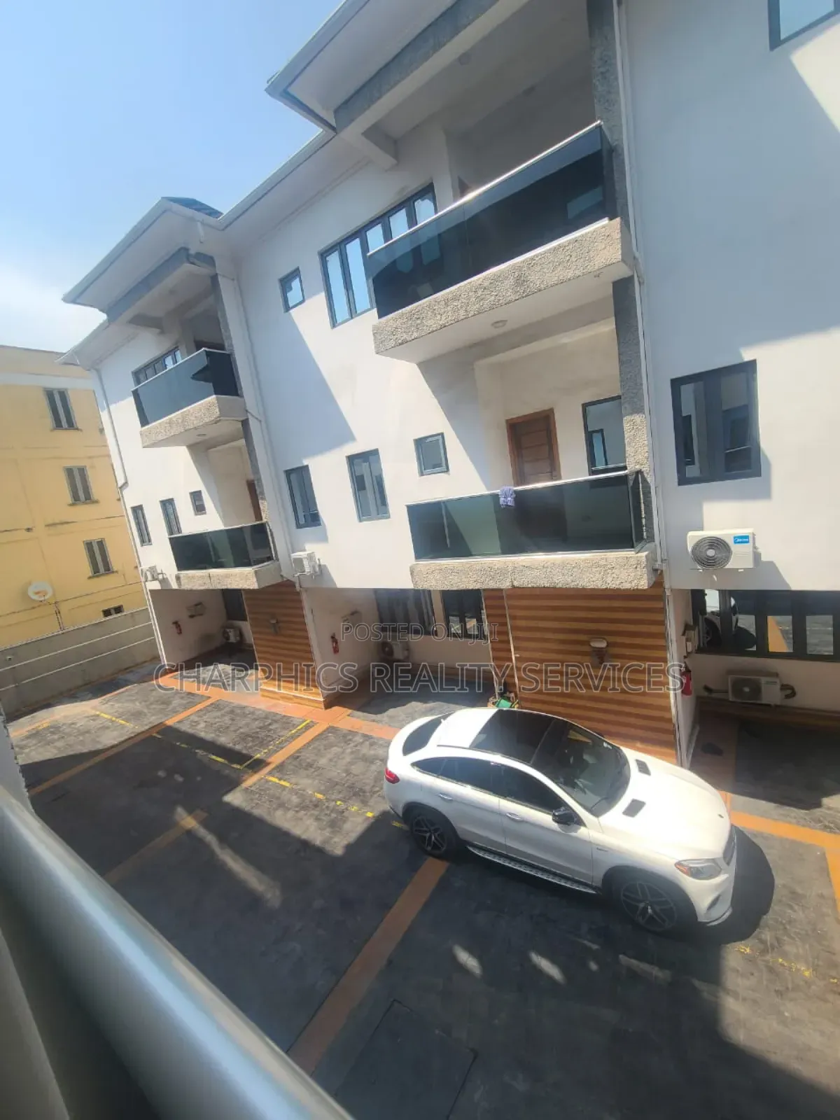 4bdrm Duplex in Ikate for rent in Ikate