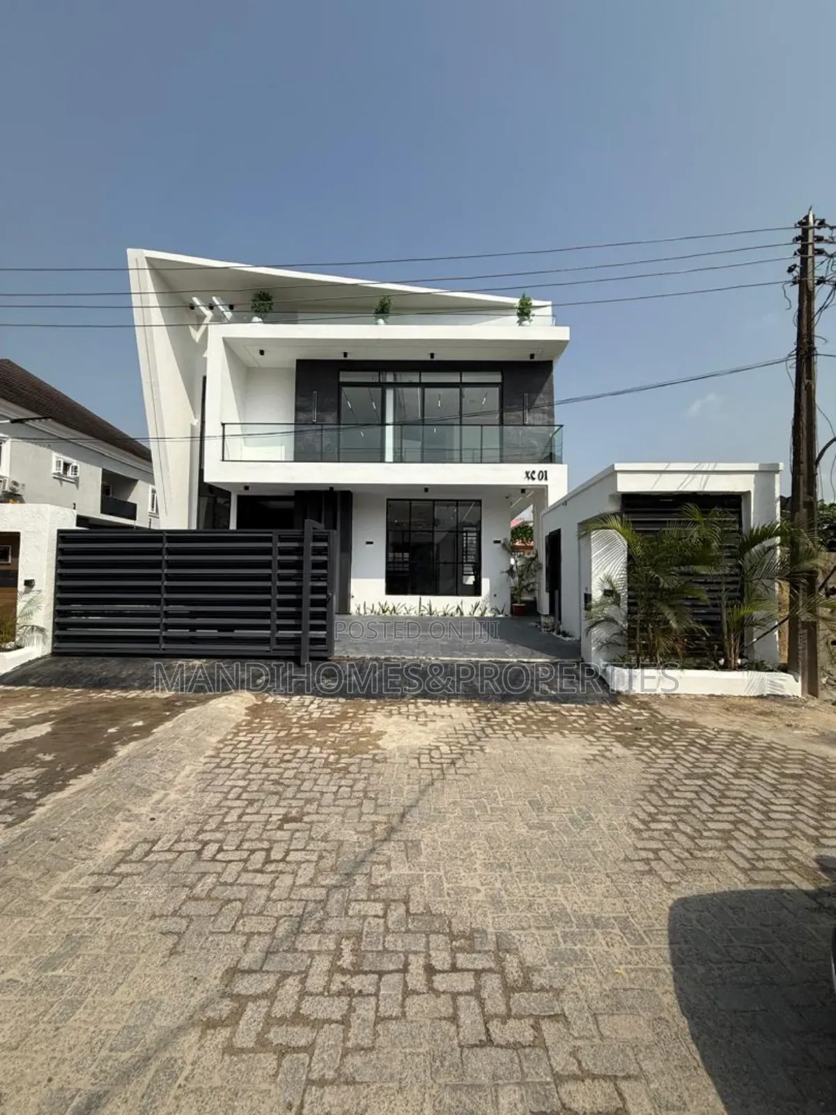 5bdrm Duplex in Sangotedo for sale in Sangotedo
