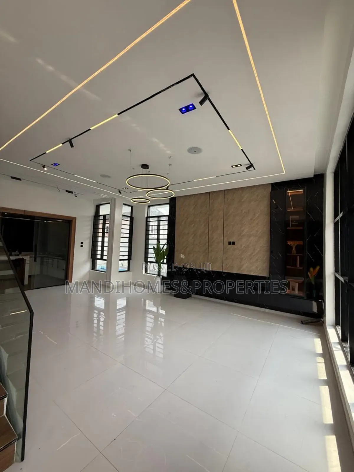 5bdrm Duplex in Sangotedo for sale in Sangotedo