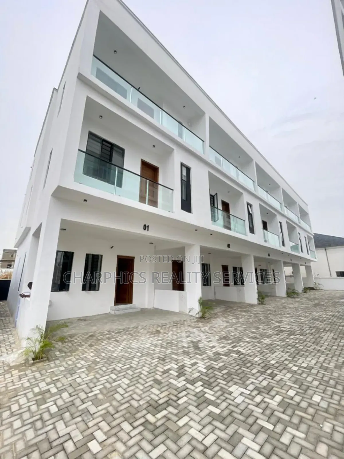 4bdrm Duplex in Lekki Phase 2 for sale in Lekki Phase 2