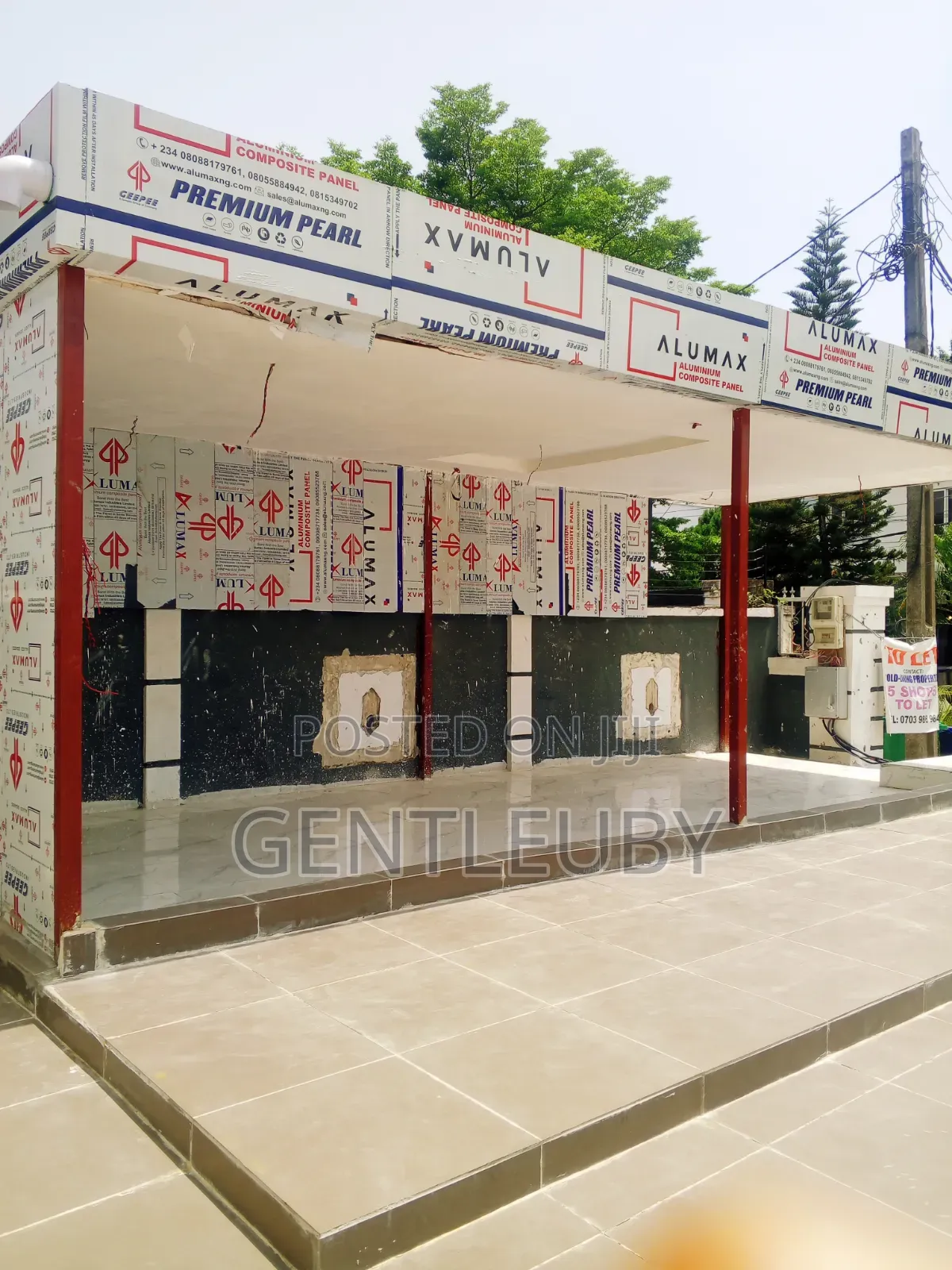 Outdoor Shop For Rent, Lekki Phase 1 in Lekki Phase 1