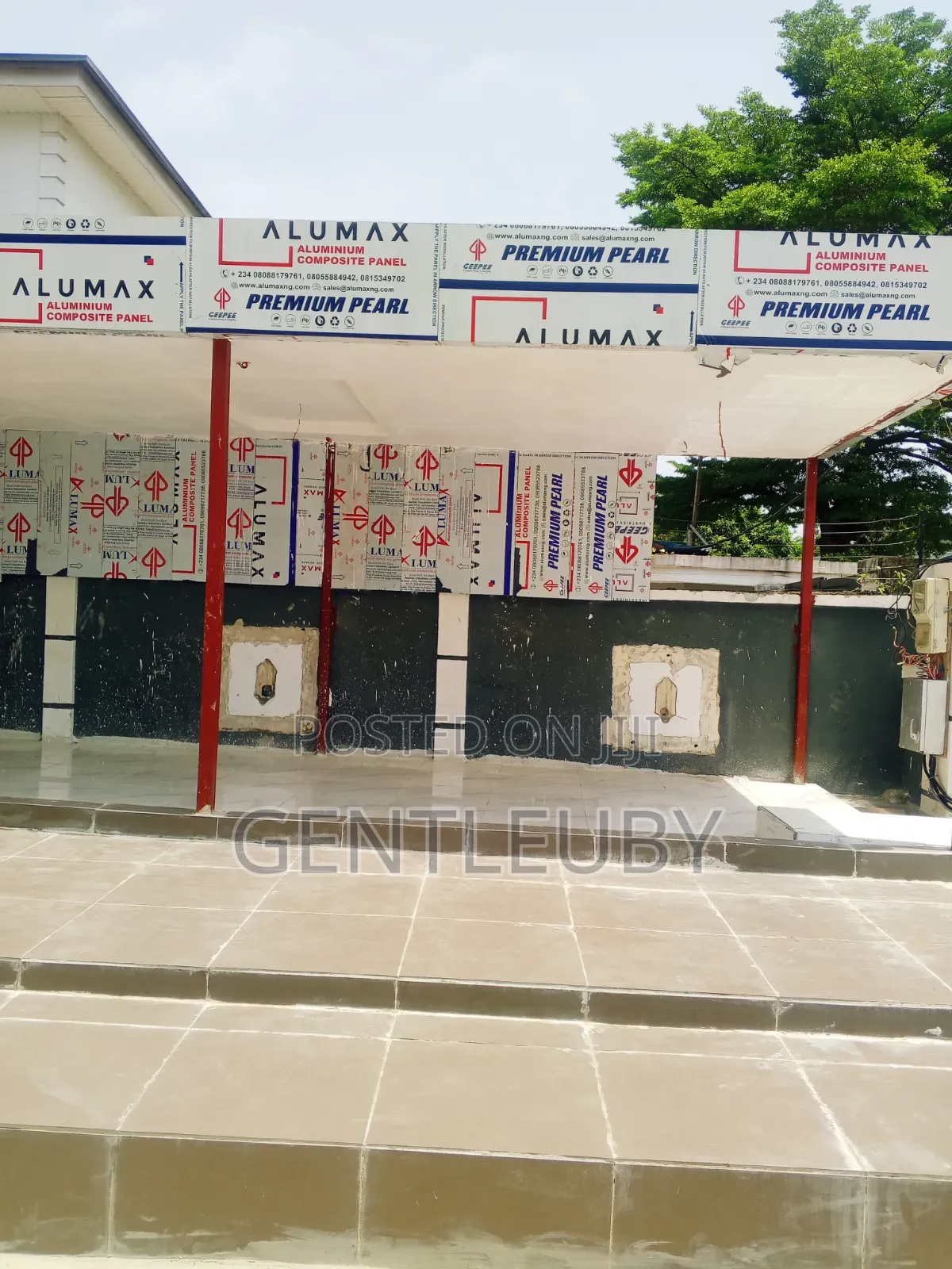 Outdoor Shop For Rent, Lekki Phase 1 in Lekki Phase 1
