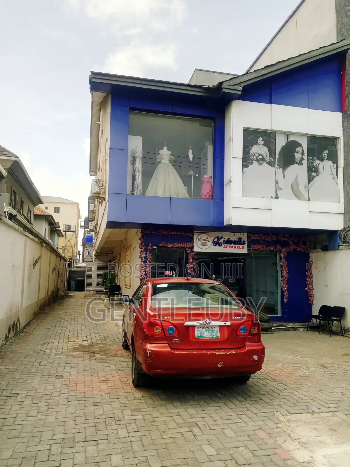 Shop / Office Space for Rent,Lekki Ph 1 in Lekki Phase 1