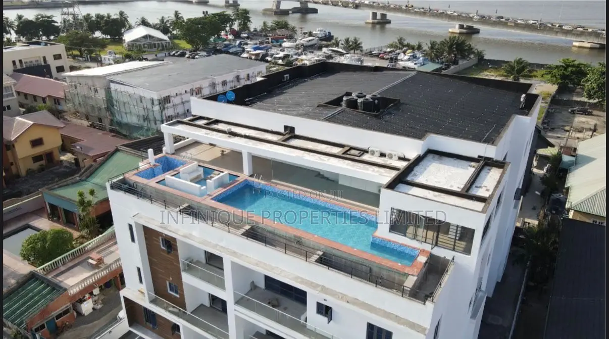 Furnished 1bdrm Apartment in Lekki Phase 1 for sale in Lekki Phase 1