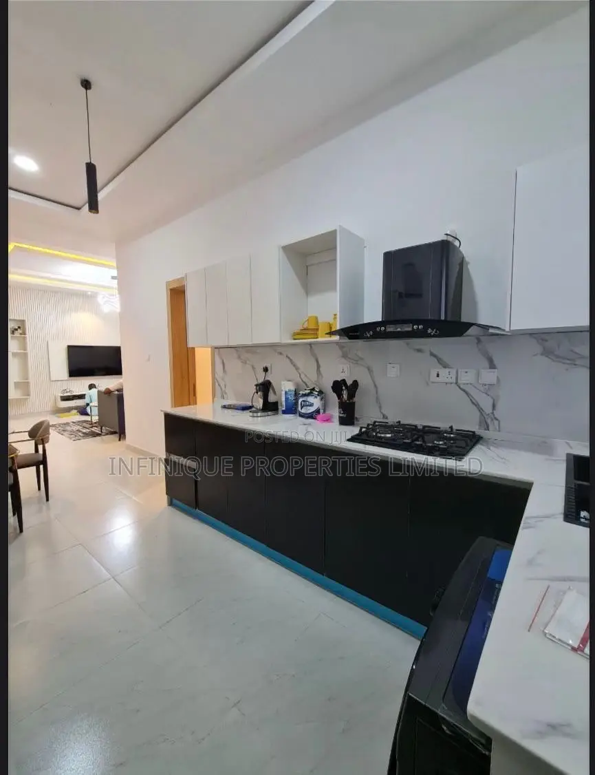 Furnished 1bdrm Apartment in Lekki Phase 1 for sale in Lekki Phase 1