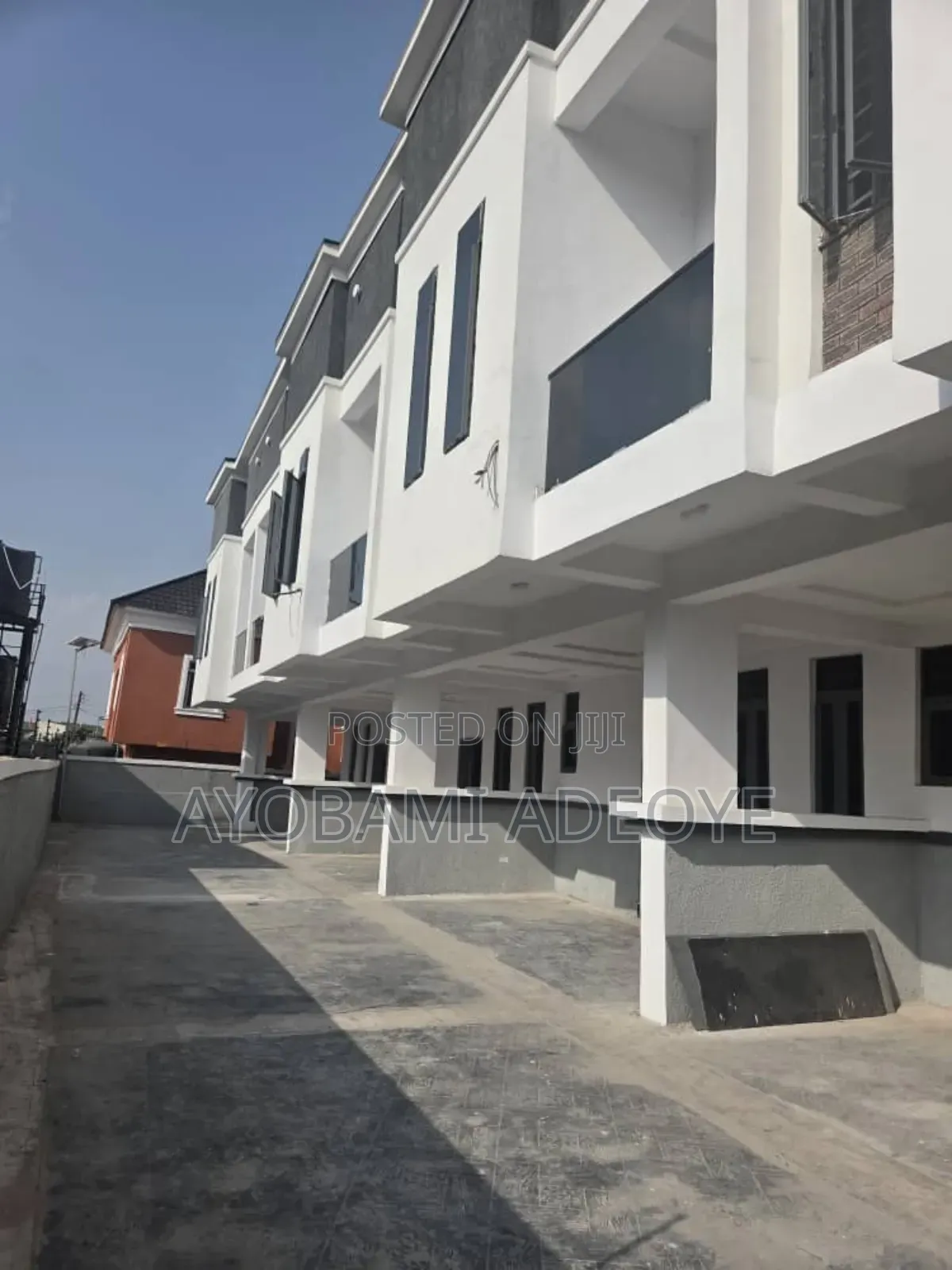 3bdrm Duplex in Creek Avenue, Ikota for sale in Ikota