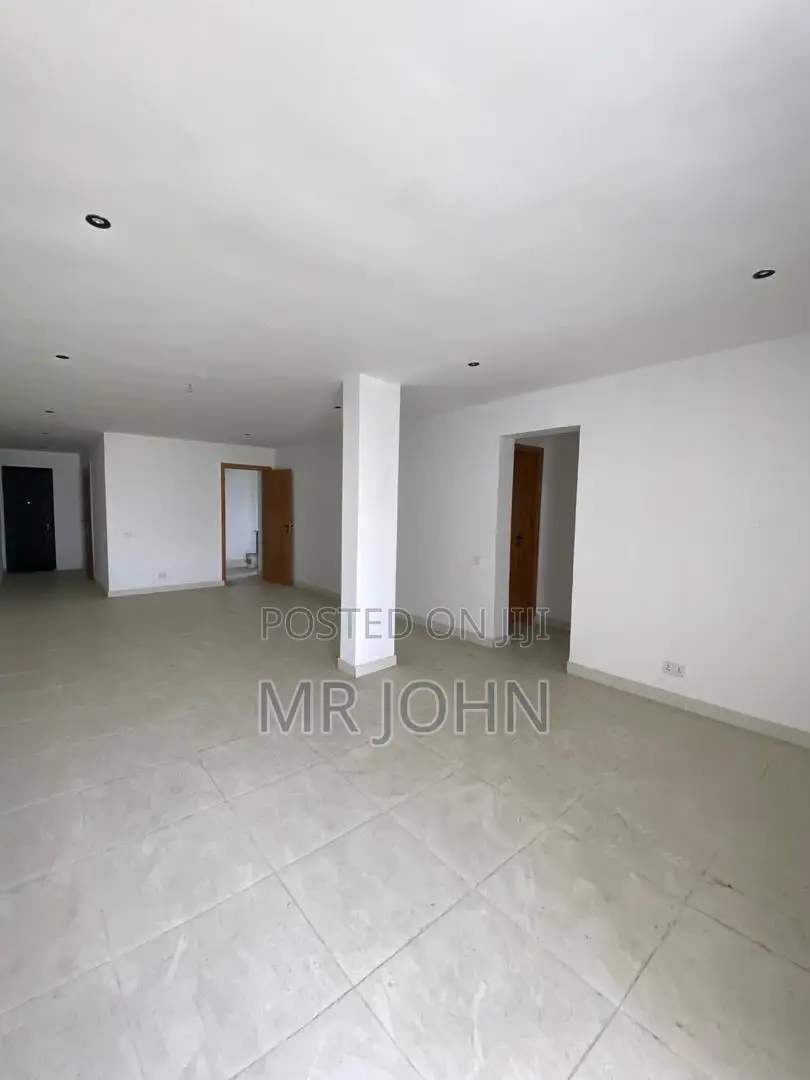 2bdrm Apartment in De Man Pr, Ikate for sale in Ikate