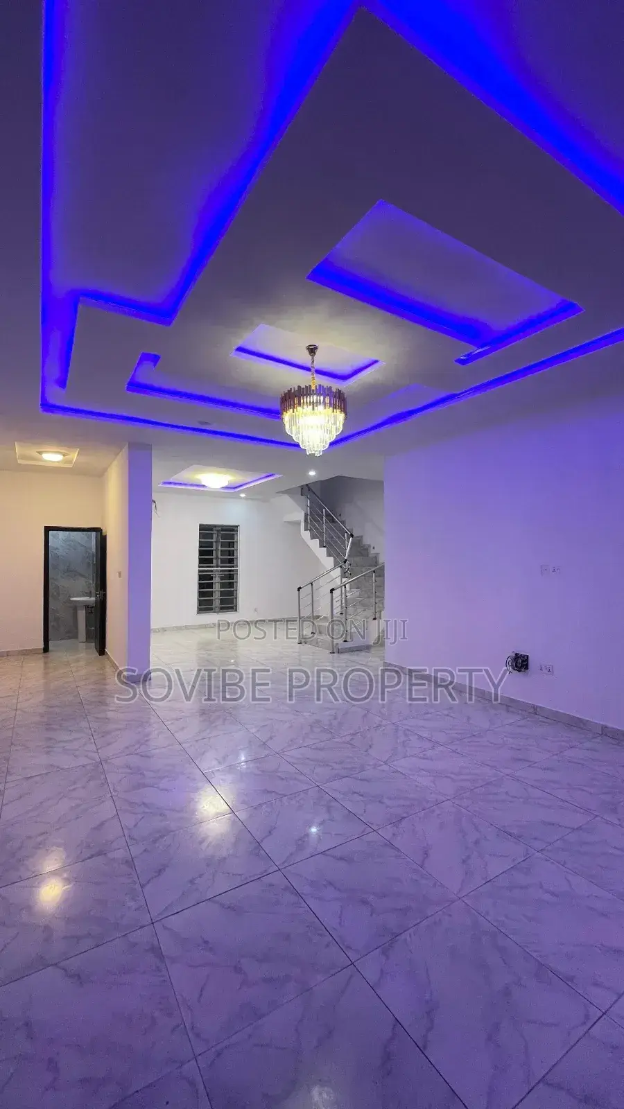 Furnished 5bdrm Duplex in Chevron for sale in Chevron