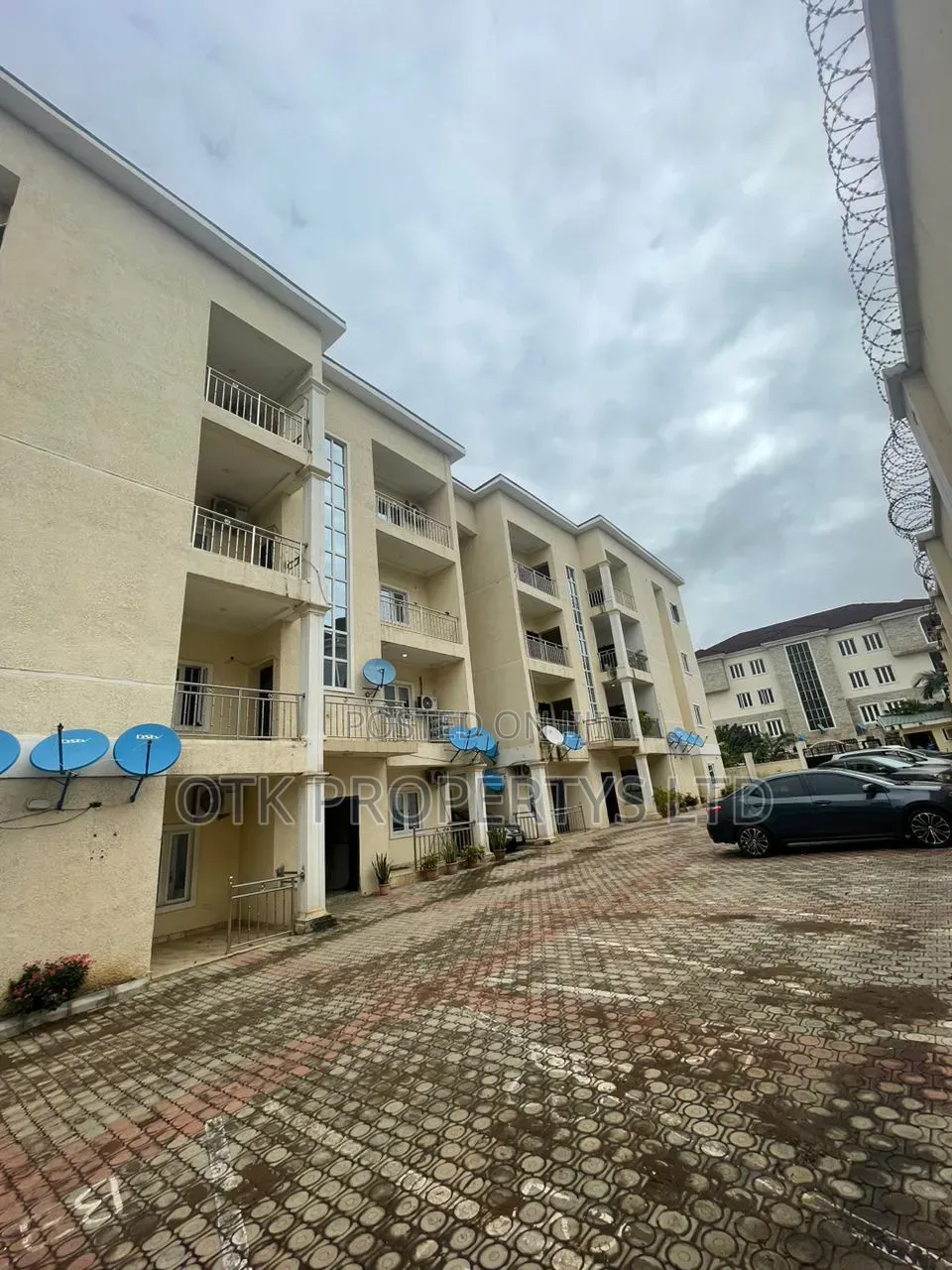 3bdrm Block of Flats in Jabi By Ukraine for rent in Jabi