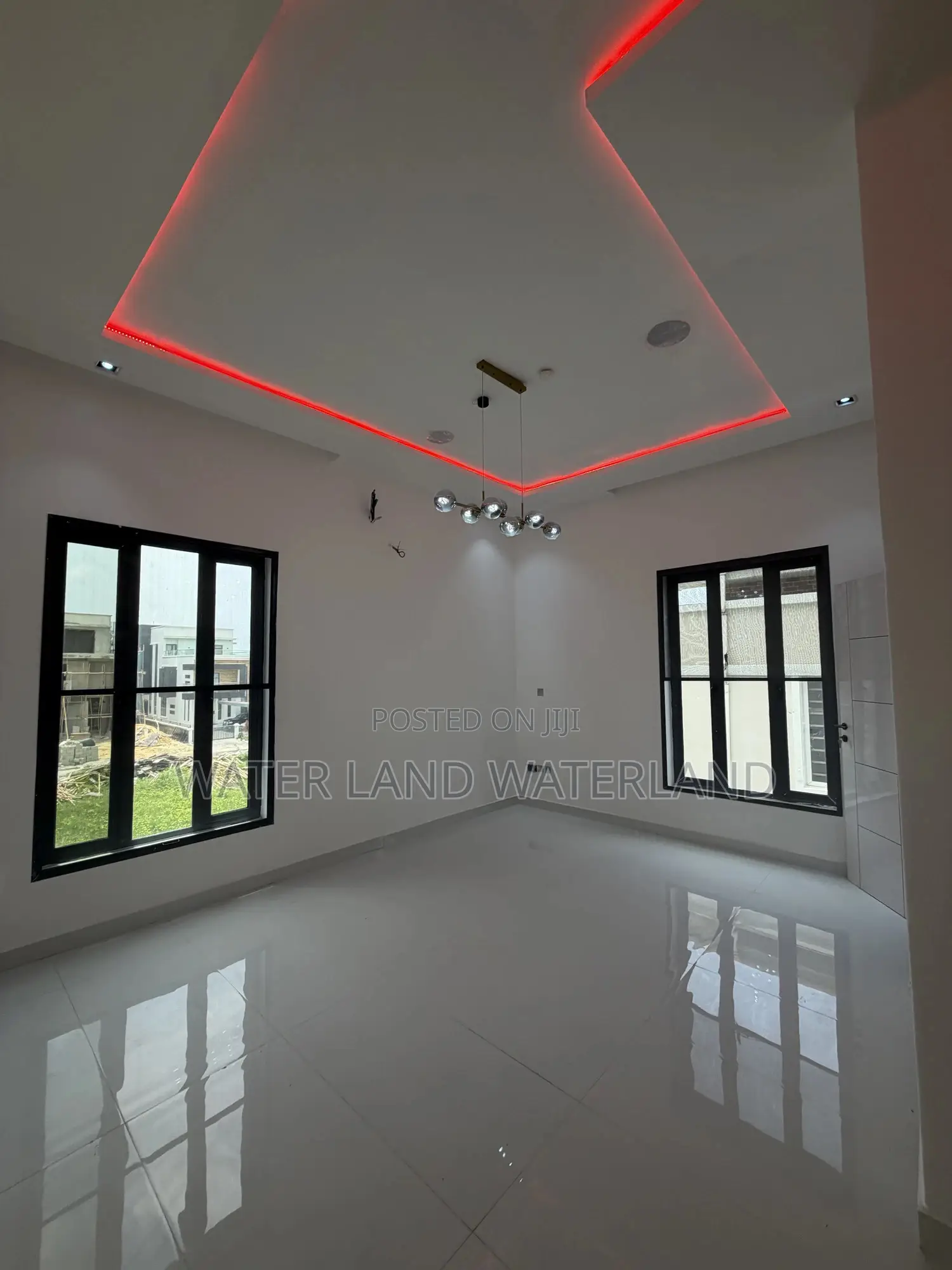 5bdrm Duplex in Pinnock Beach Estate, Ologolo for sale in Ologolo