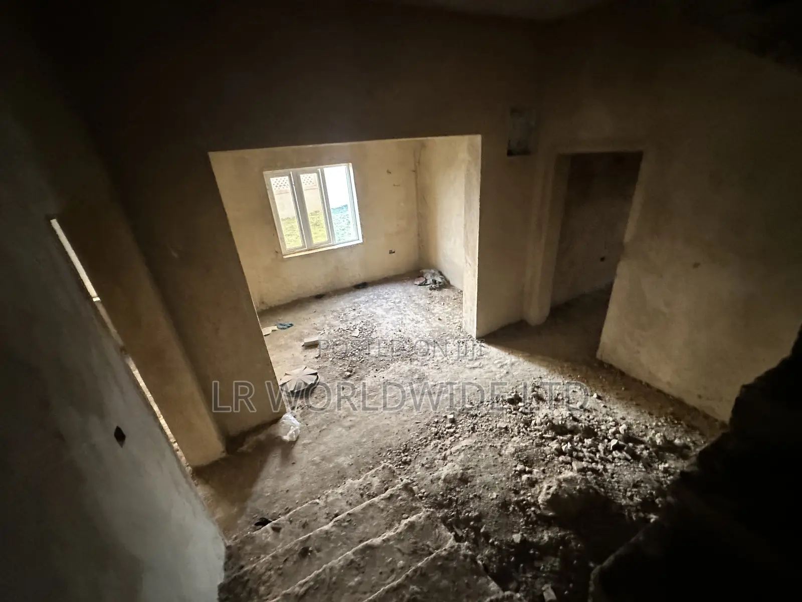 5bdrm Townhouse/Terrace in Jahi for sale in Jahi