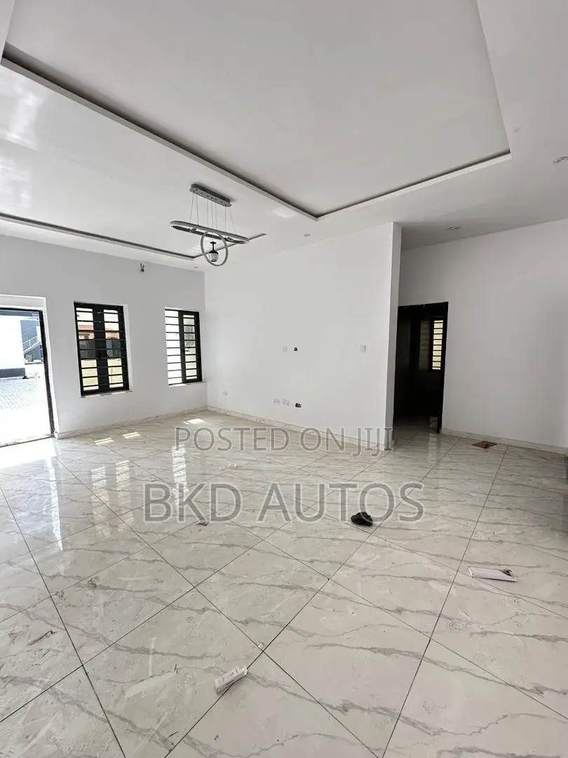 3bdrm Apartment in Ilaje / Lekki for sale in Ilaje / Lekki